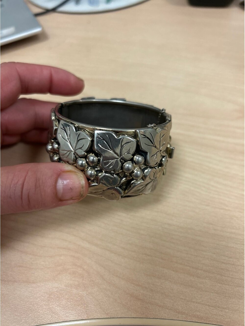 Reposes Hinged Art Nouveau Raised Grapes/ Leaves Cuff Bracelet